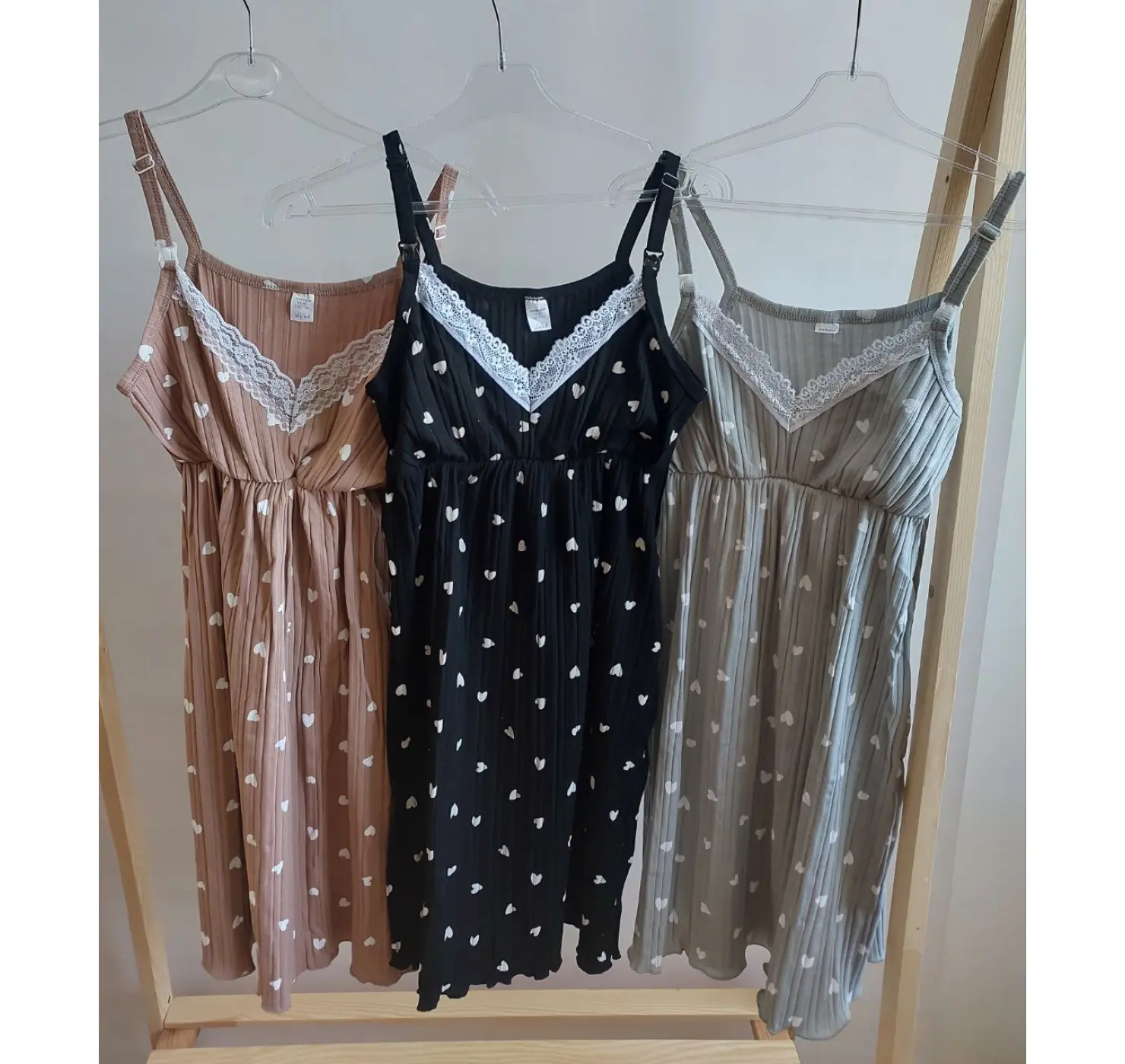 Нічна сорочка для годування рапорт. Принт: Сердечко. На кліпсі. Розмір: 44/46| Колір: Капучино. Сонечко вид 1