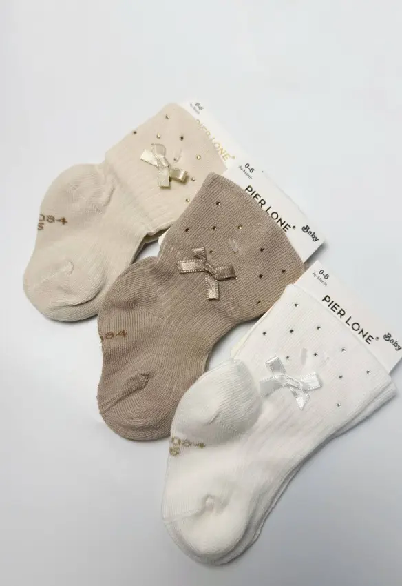 Шкарпетки бантик/ страз. Колір: Молочний.   Розмір: 0-6 міс.  PierLone