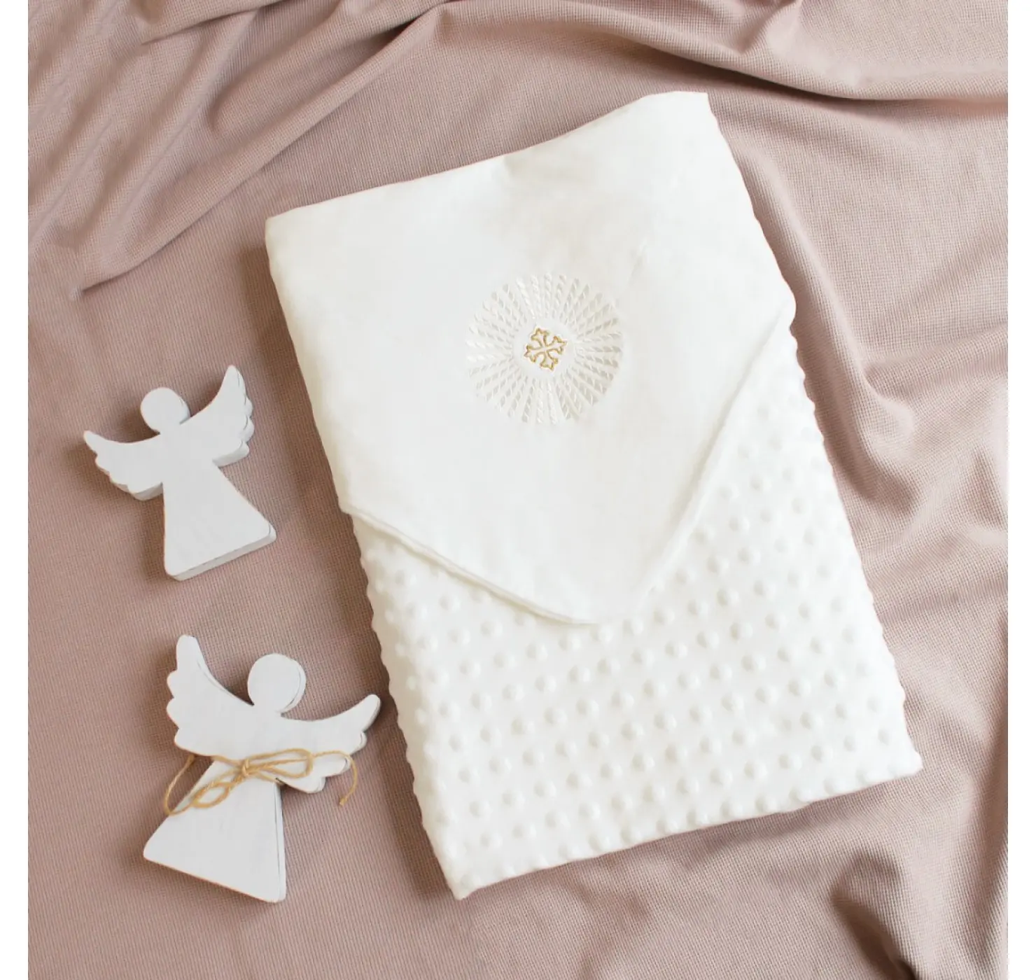 Крижма-плед з вишивкою. Промені Любові . Колір: Молочний. Розмір: 70/85. Ладан