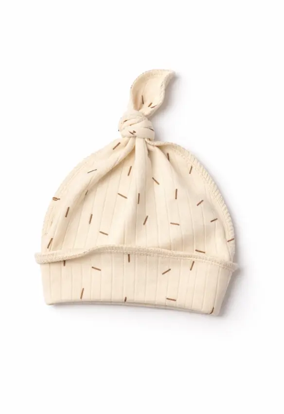 Шапочка в пологовий з вузликом. Колір :Ванільний| Розмір: 0-2 міс .Sweet Mario