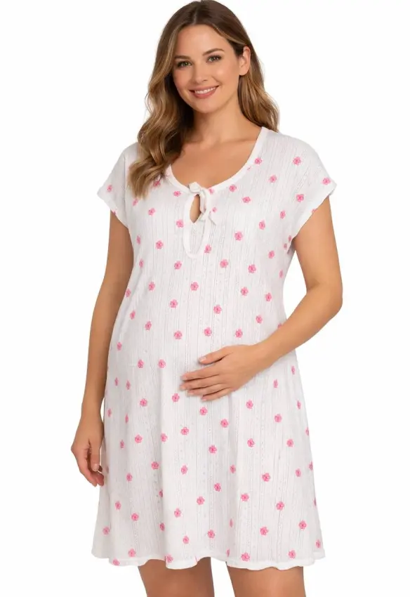 Нічна з великим вирізом на пологи. Матеріал: Жакард. Принт: Квіти Рожеві . Розмір: 46/48 | Колір: Молочний . Home.Мama