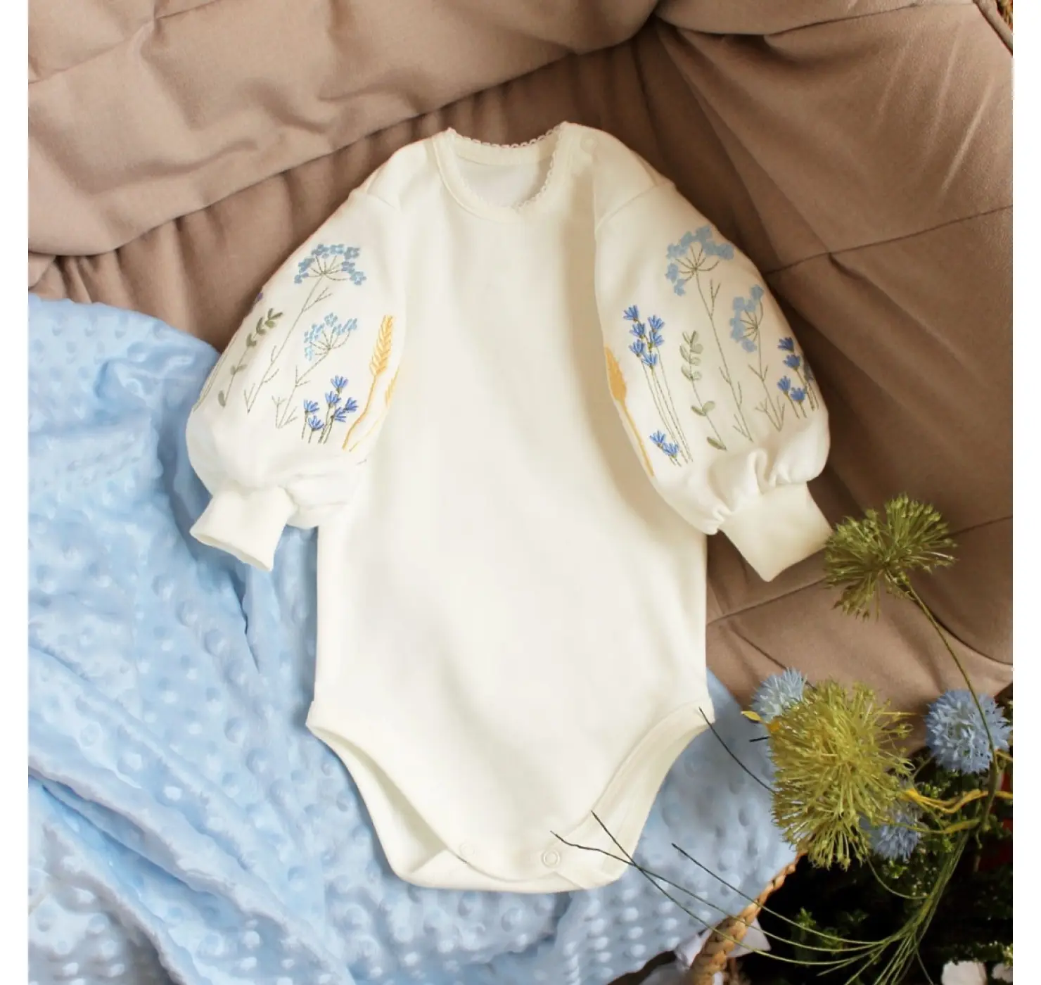 Вишитий набір для хрещення дівчинки Розмай Блакить боді+спідничка. Розмір: 62. Ладан вид 2