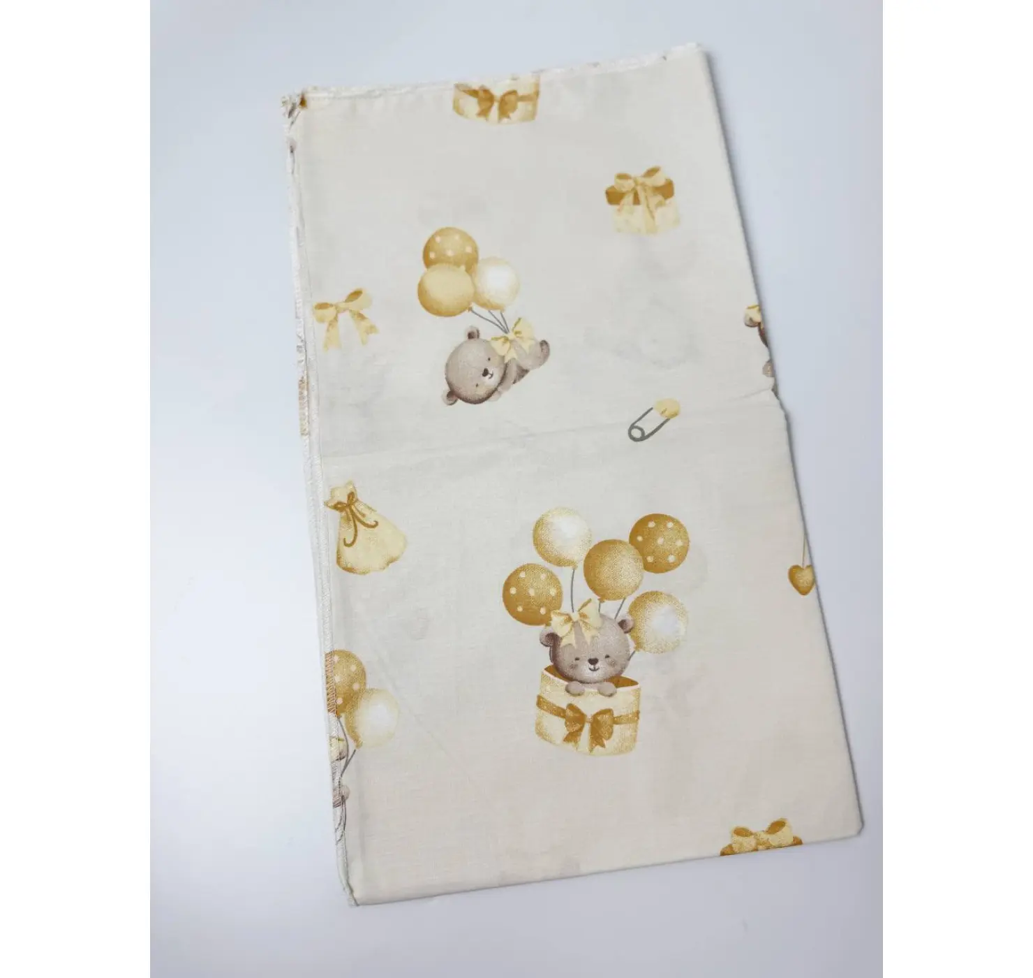 Пелюшка бавовняна. Колір: Жовтий. Принт: Ведмеді з кульками. Матеріал: Бавовна. | Розмір: 90х80. Home.mama