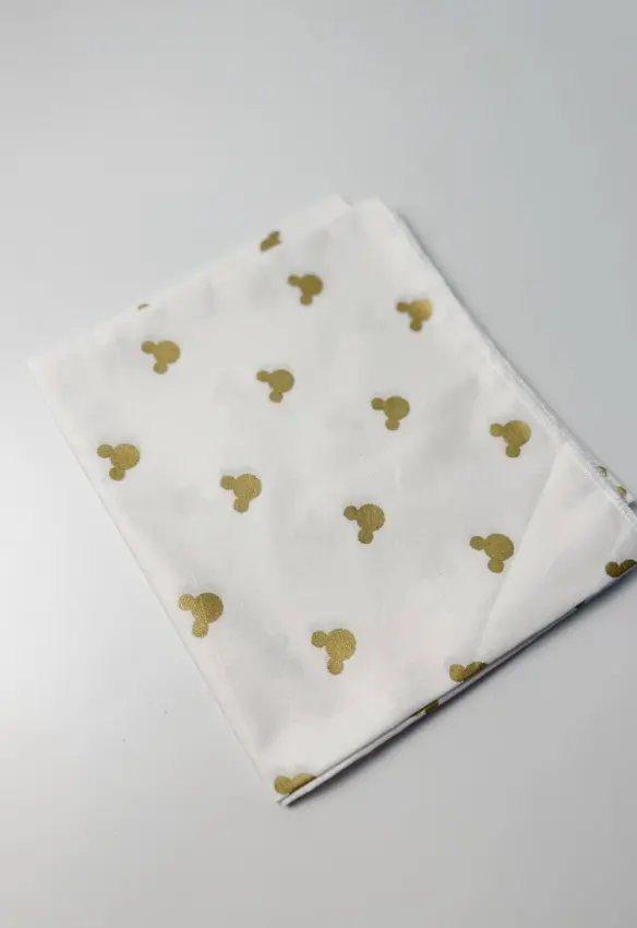 Пелюшка бавовняна. Принт: Міккі золото. Матеріал: Бавовна. Колір: Бежевий| Розмір: 90х80. Home.mama