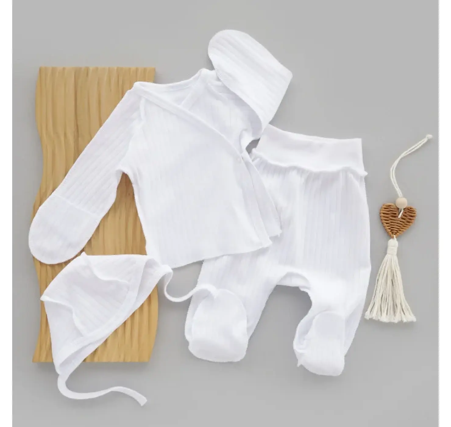 Набір 3в1: Льоля, повзунки та шапочка на зав’язках. Колір:  Білий. Матеріал: Рубчик. Розмір: 56 (0-1міс). Home. mama.