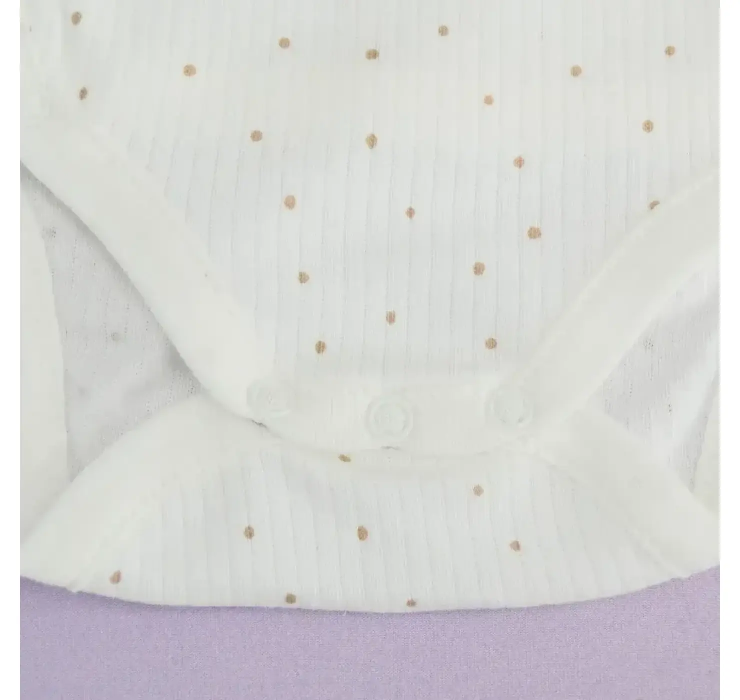 Комплект   (Боді, повзунки, шапочка). Розмір: 50 | Колір: Молочний. MiNiKIN вид 4