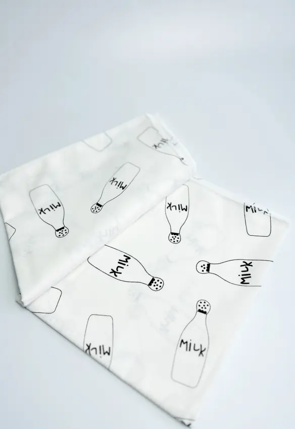 Пелюшка бавовняна. Колір: Білий. Принт: Milk . Матеріал: Бавовна. | Розмір: 90х80. Home.mama