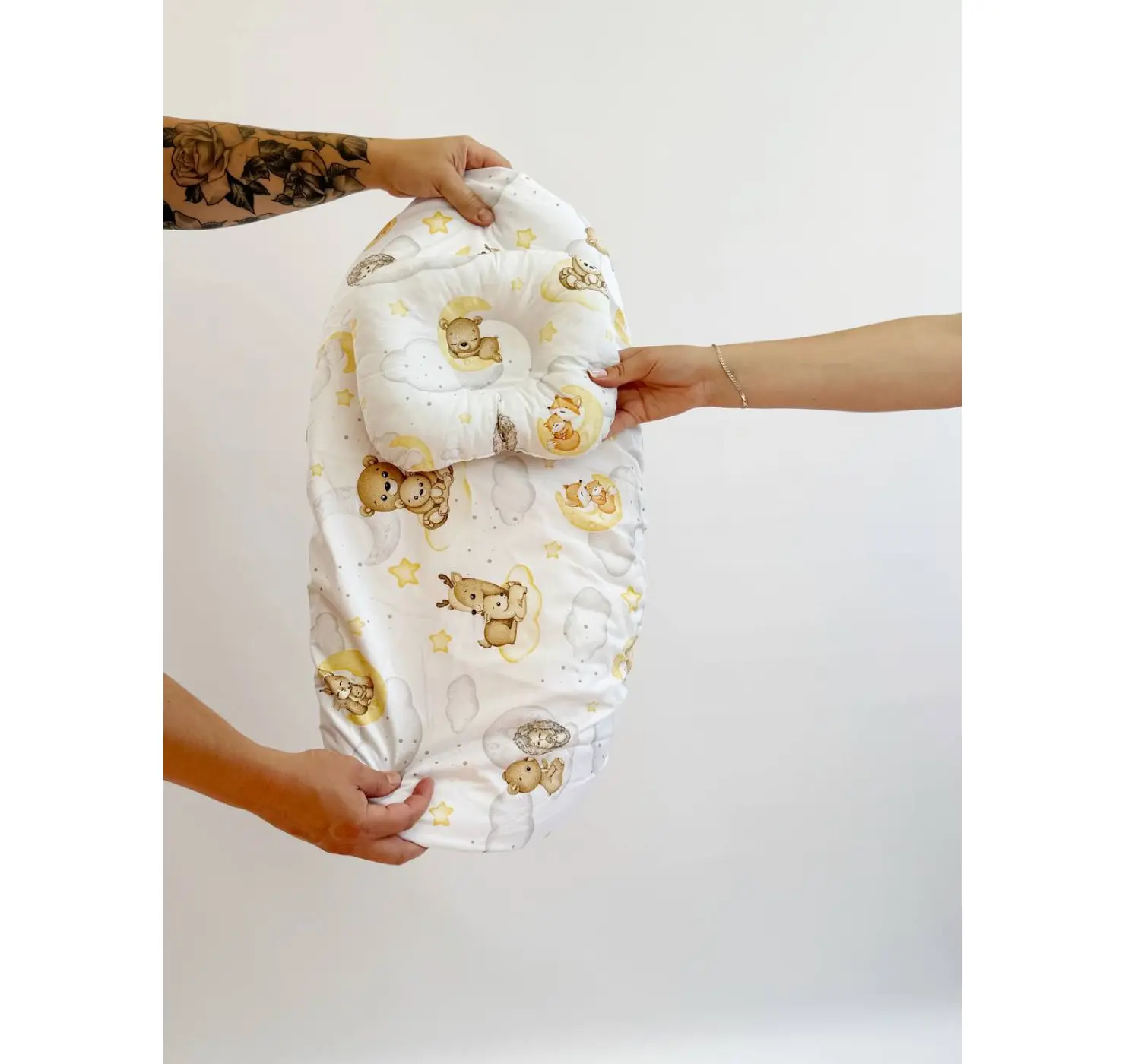 Непромокаюча простинь + подушка у візочок на резинці. Колір: Жовтий . Home.mama