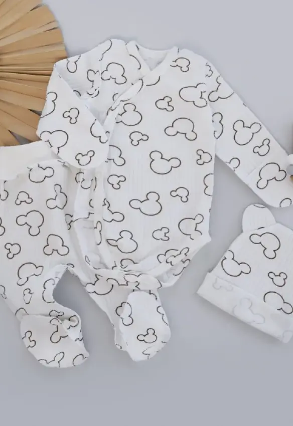 Набір 3в1: Боді-розпашонка, повзунки та шапочка Міккі. Колір: Молочний. Матеріал: Рубчик. Розмір: 56 (0-1міс). Home.mama