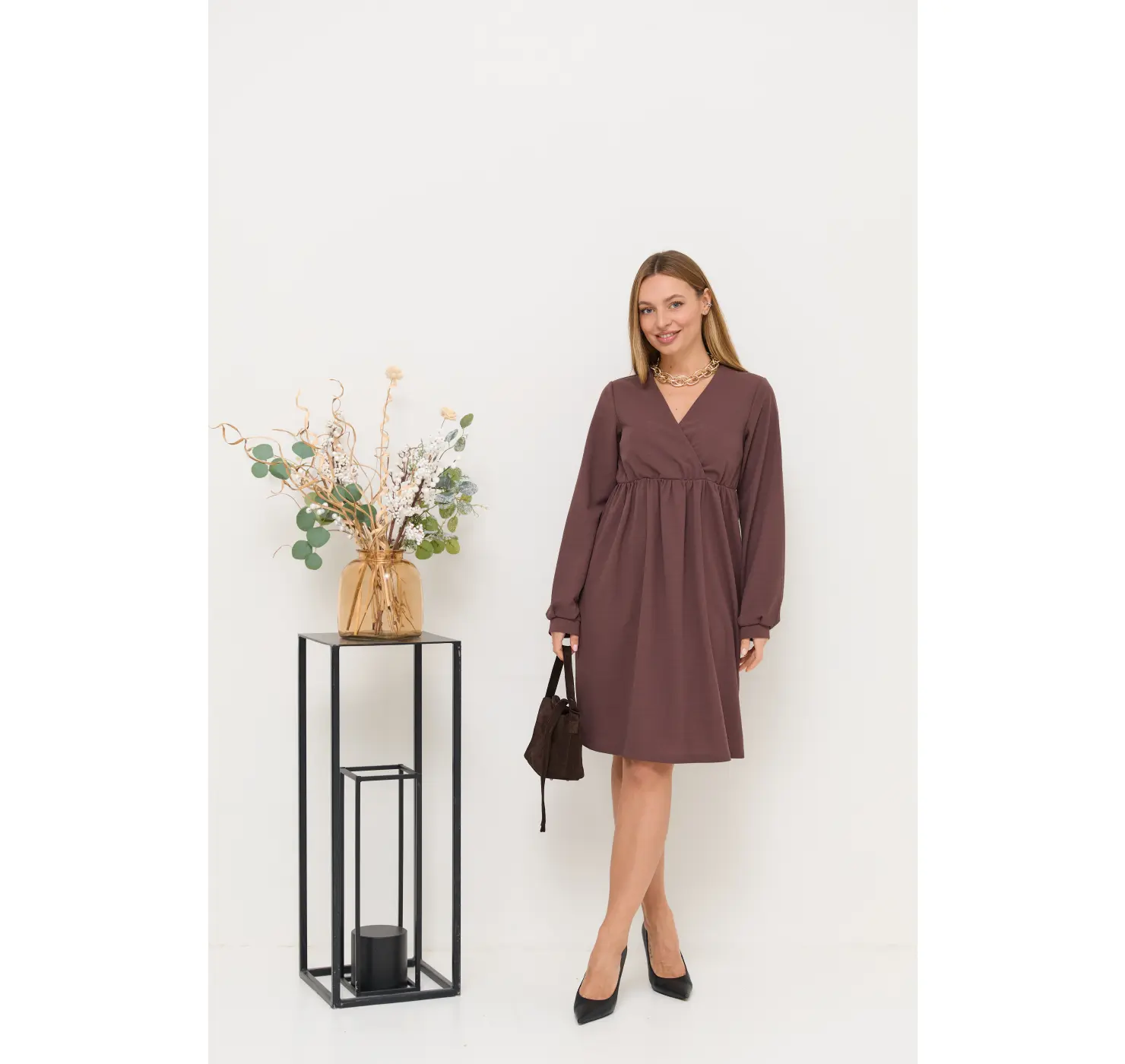 Сукня для вагітних та годуючих  Hollywood. Розмір : L(46). Колір: Шоколадний. Lullababe вид 1