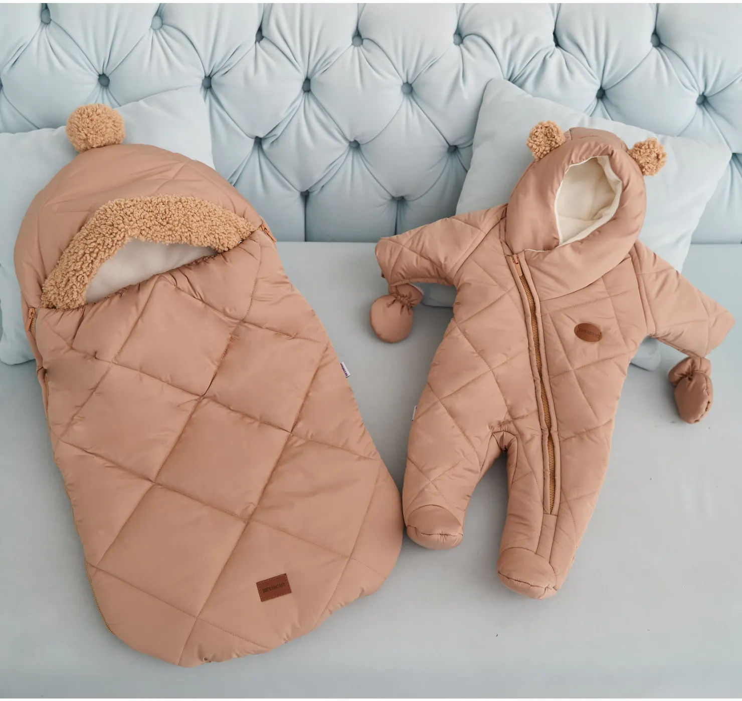 2084,10137 Polar, Baby (1)