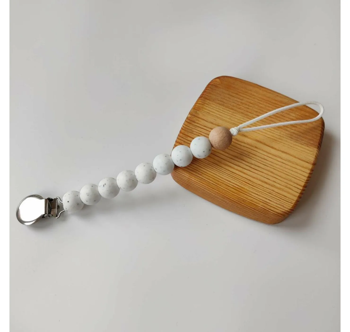 Pacifier_holder_granit_2