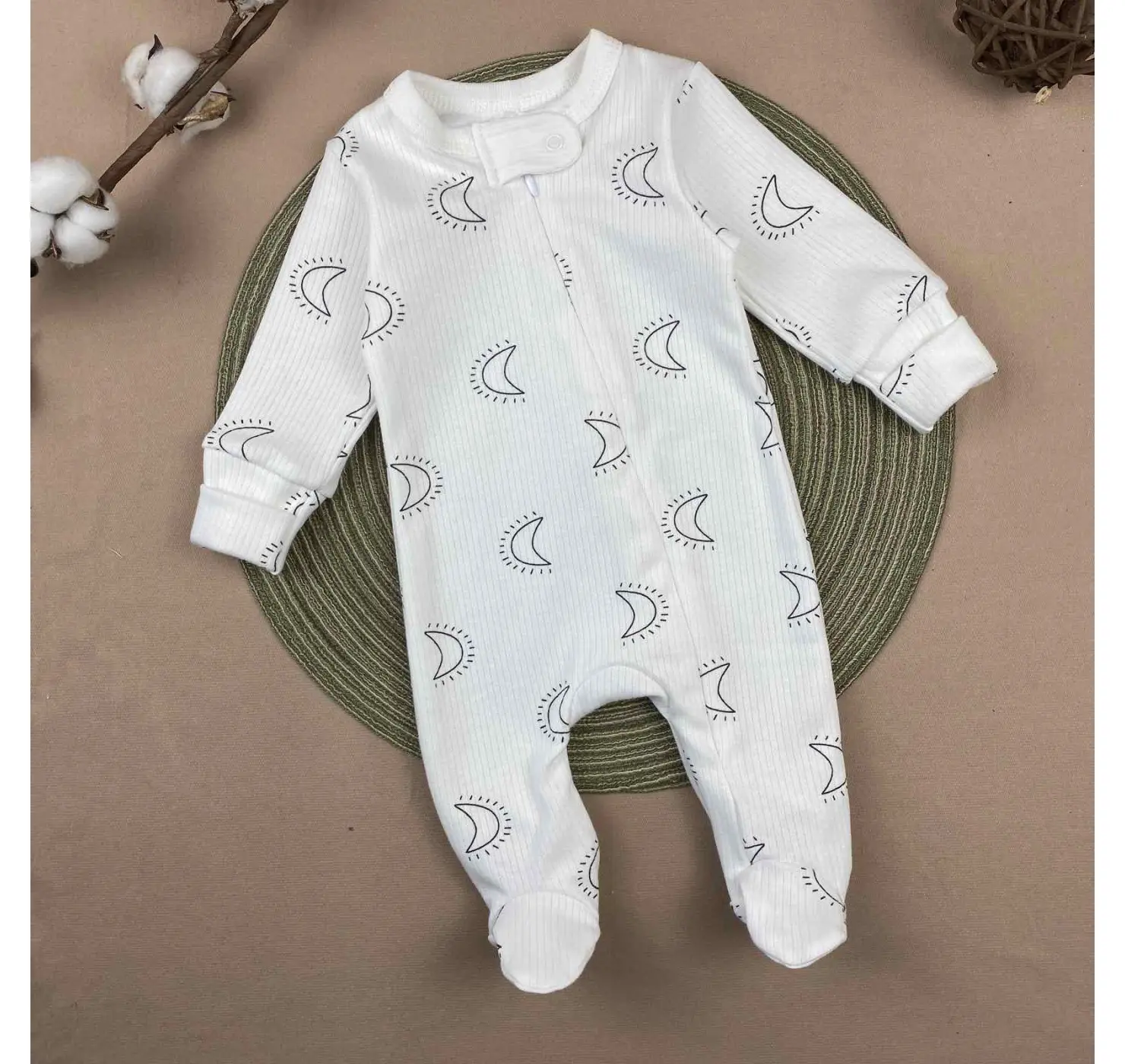 Чоловічок на змійці для новонароджених. Розмір: 56. Колір: Горошок. SweetMario вид 1