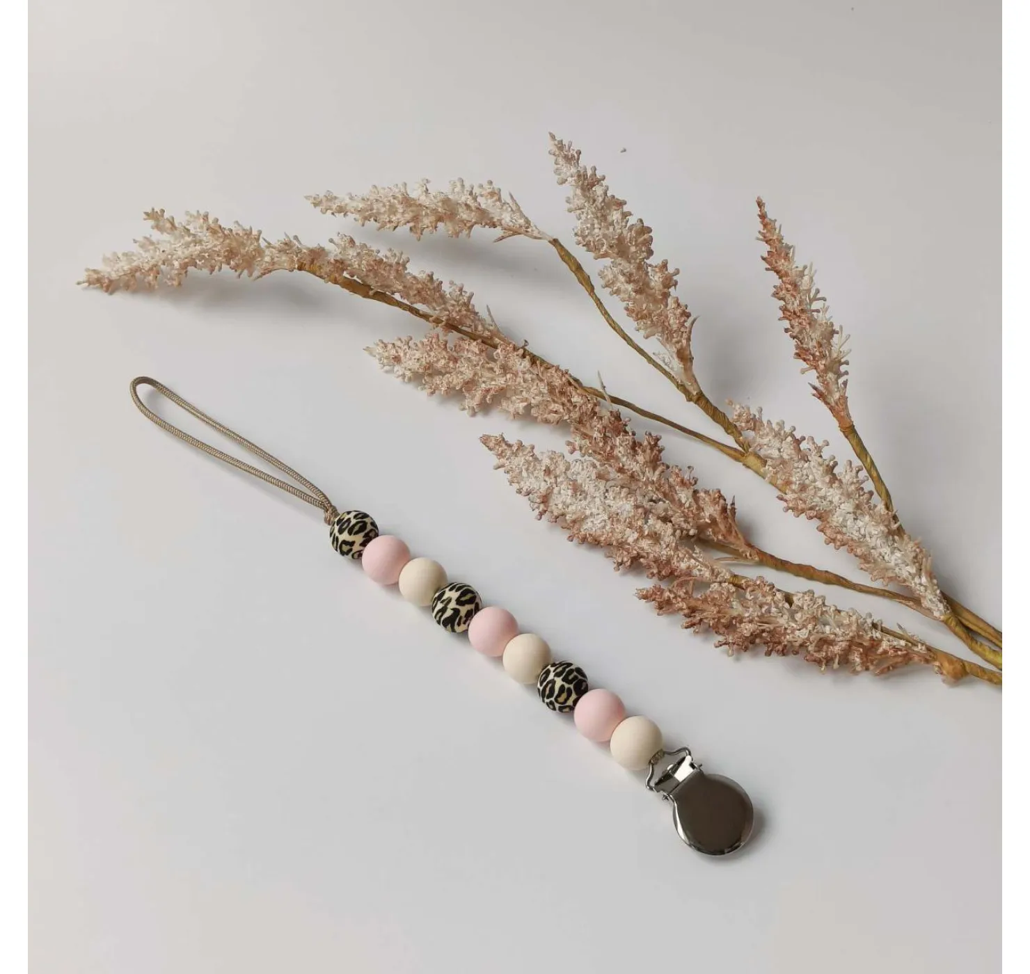 Pacifier-clip-Leopard-Ivory-Blush
