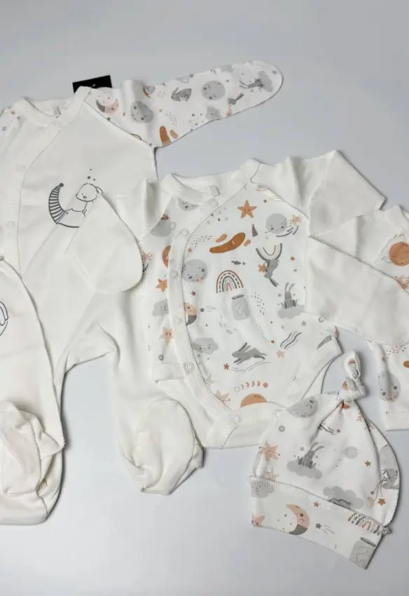 Комплект ( 5 предметів). Розмір: 56. Колір : Молочний. Sweet Mario