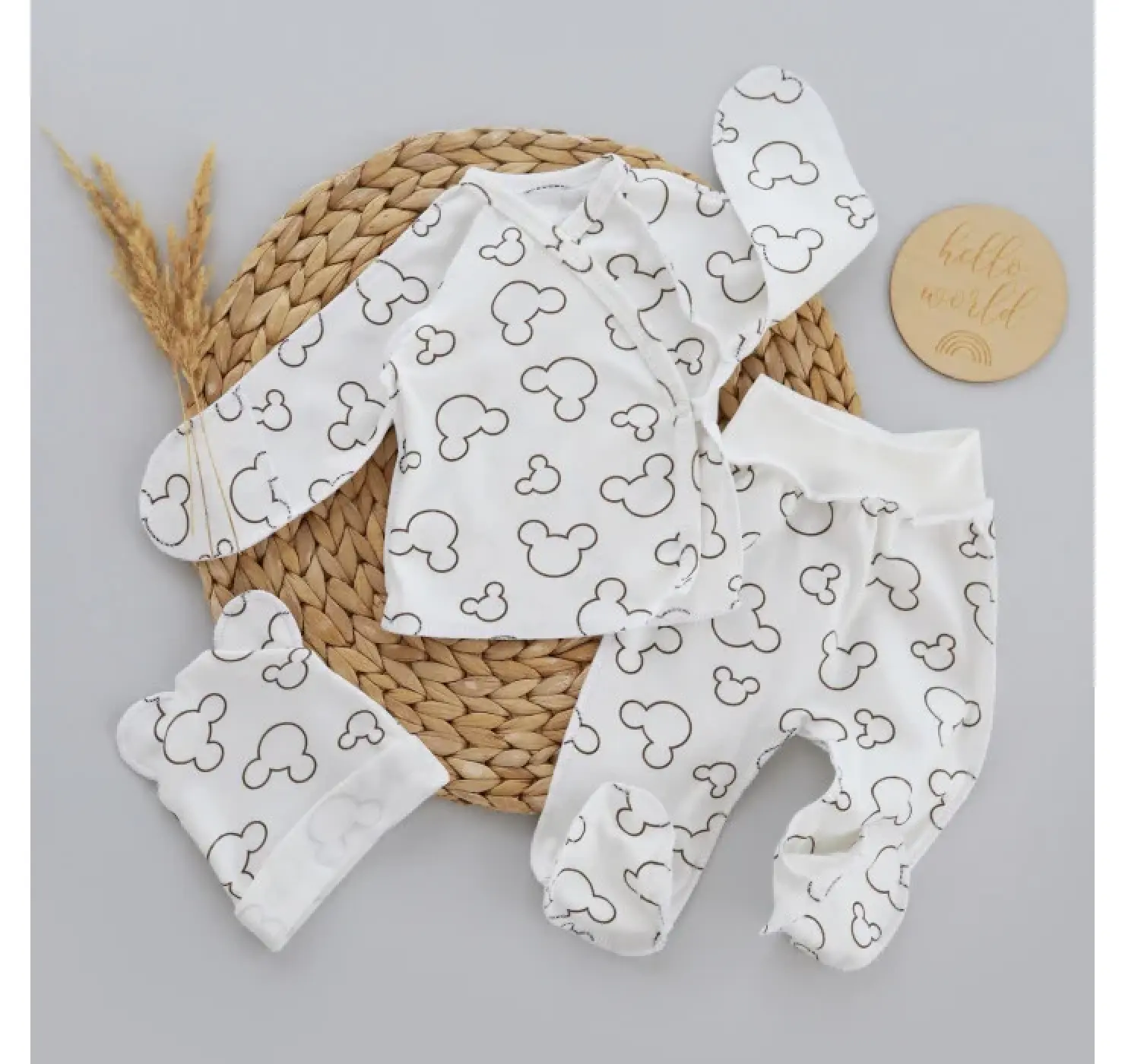 Набір 3в1: Льоля, повзунки та шапочка на зав’язках. Принт: Міккі. Матеріал: Інтерлок. Розмір: 56 (0-1міс.). Home.mama