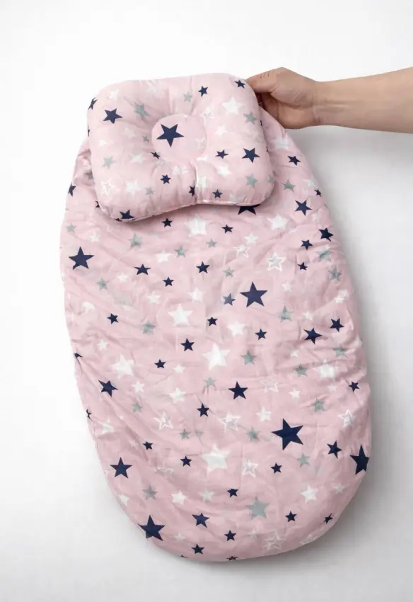 Непромокаюча простинь + подушка у візочок на резинці. Принт: Зірки.  Колір: Рожевий/Синій. Home.mama